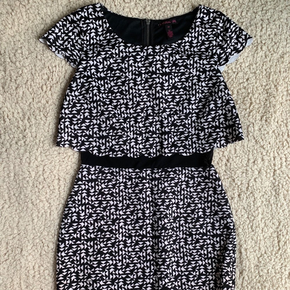 geometric print dress